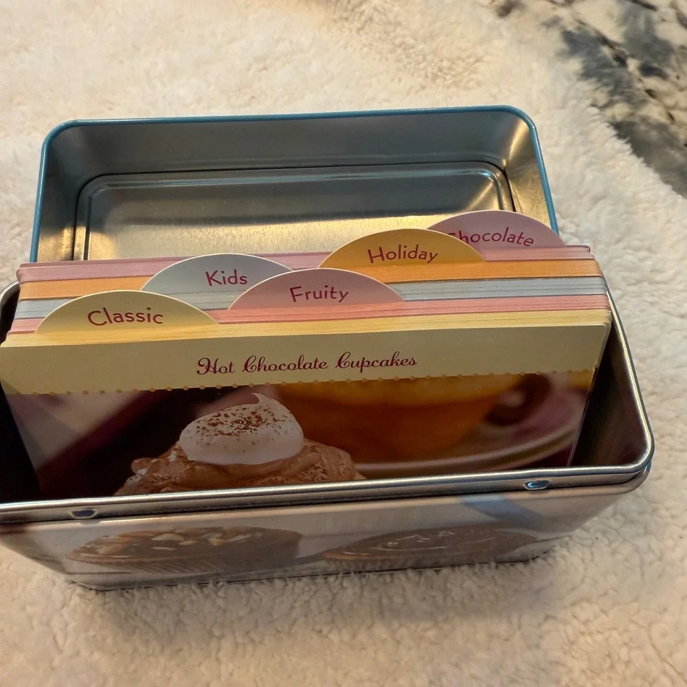 Vintage‎ Recipe Tin Lot Hershey Philadelphia Cupcakes Casserole w Recipe Cards